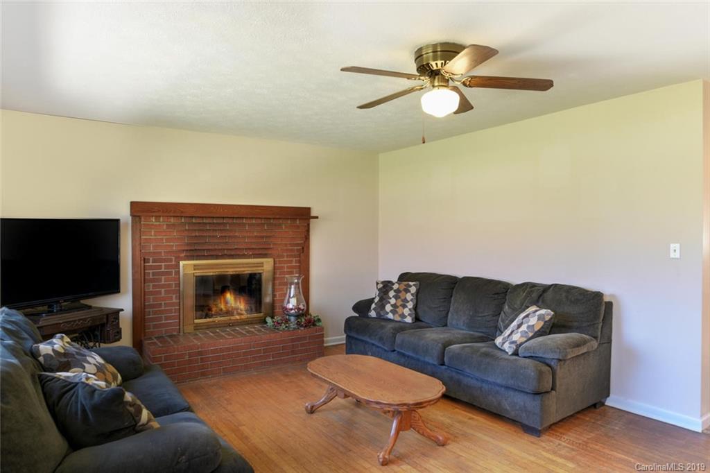 235 Asbury Road Candler, NC 28715 - Photo 5 of 37 Gallery Image 5