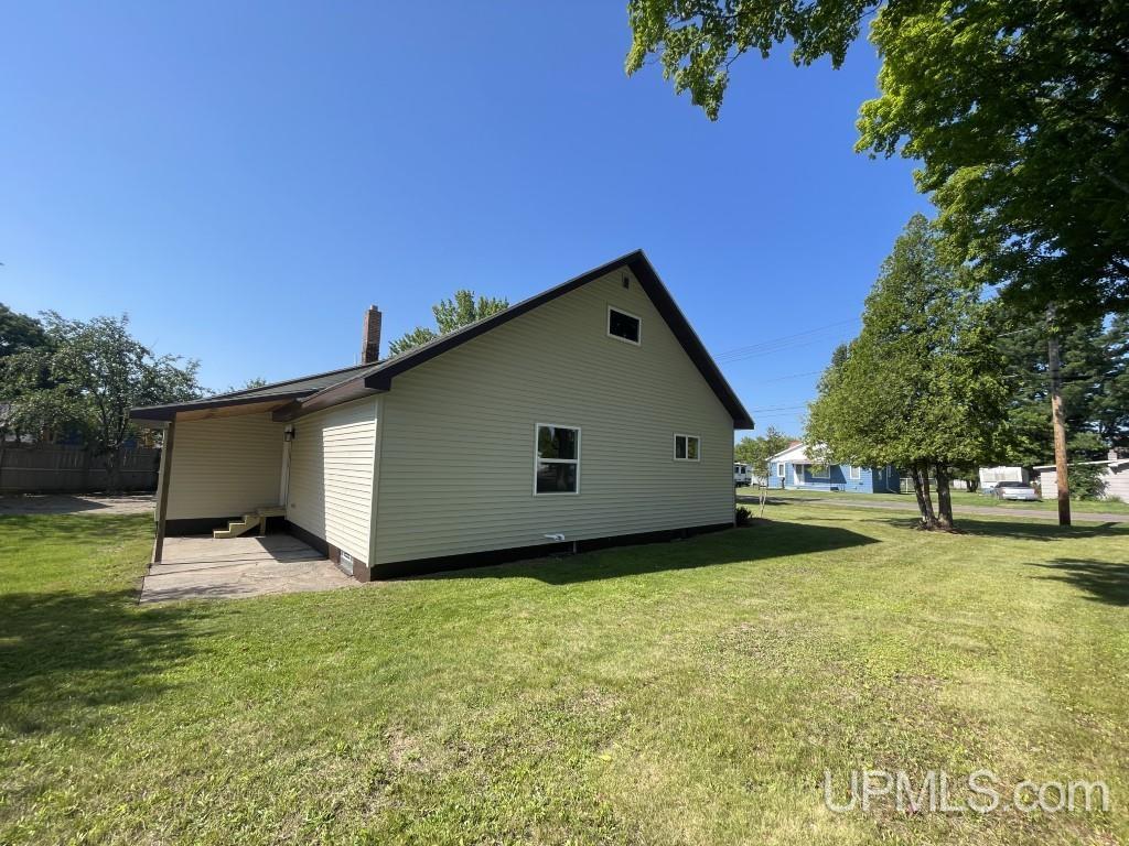923 Halliday Street L'Anse, MI 49946 - Photo 50 of 52