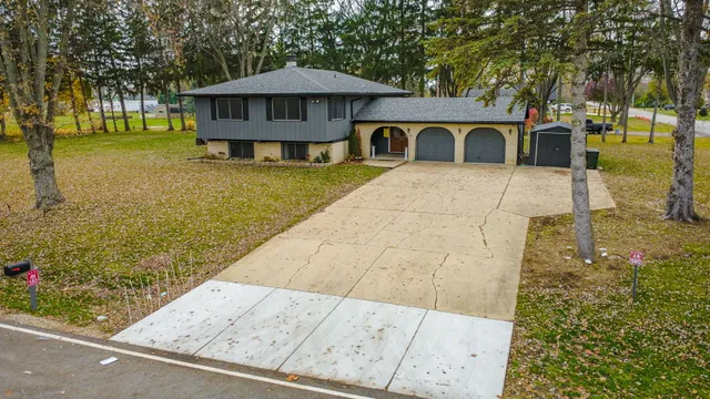 $626,000 | 4N580 Chatham Court, West Chicago, IL 60185