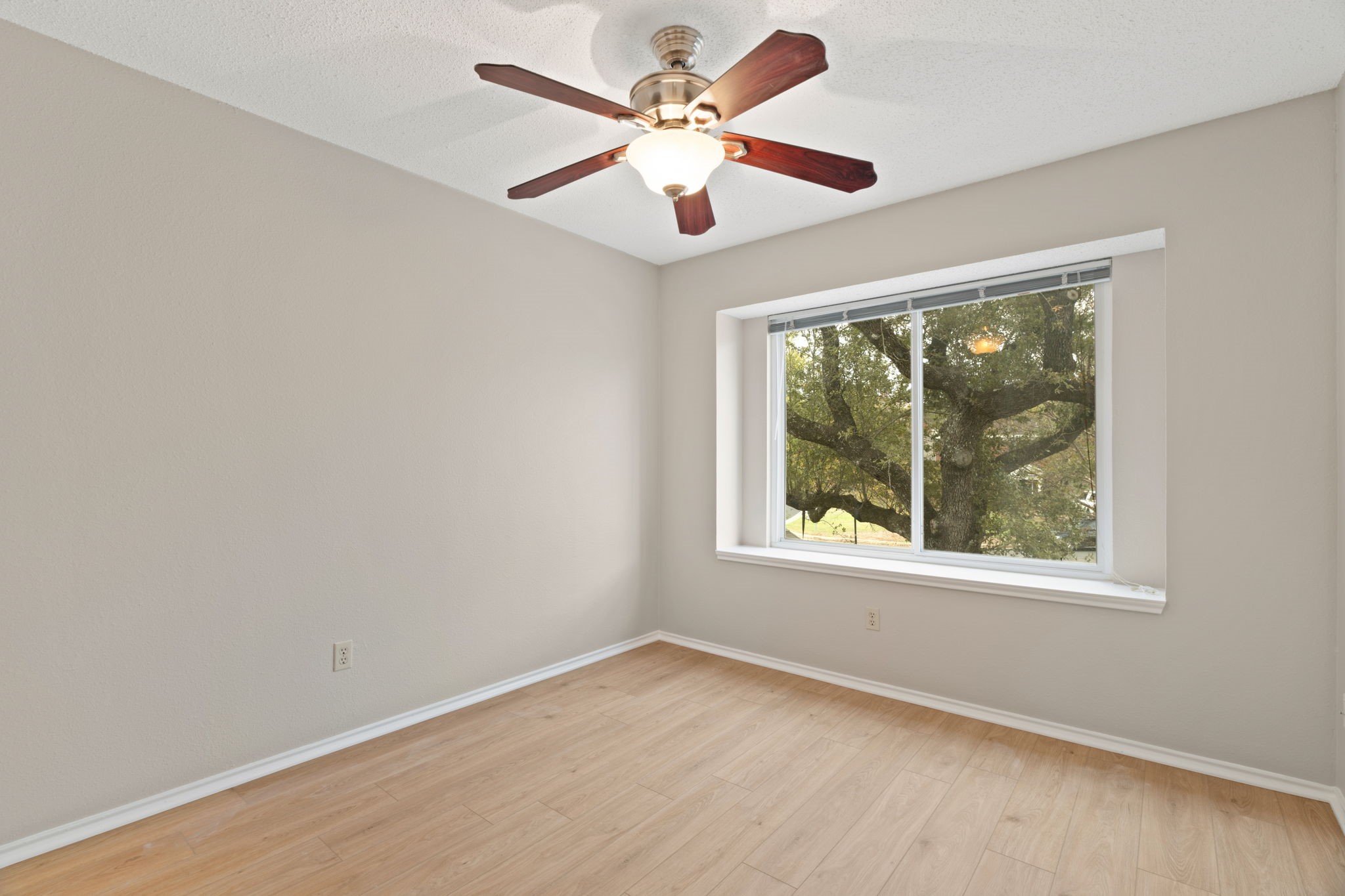 11600 Gun Powder Court Austin, TX 78748 - Photo 23 of 40 Secondary Bedroom 2.