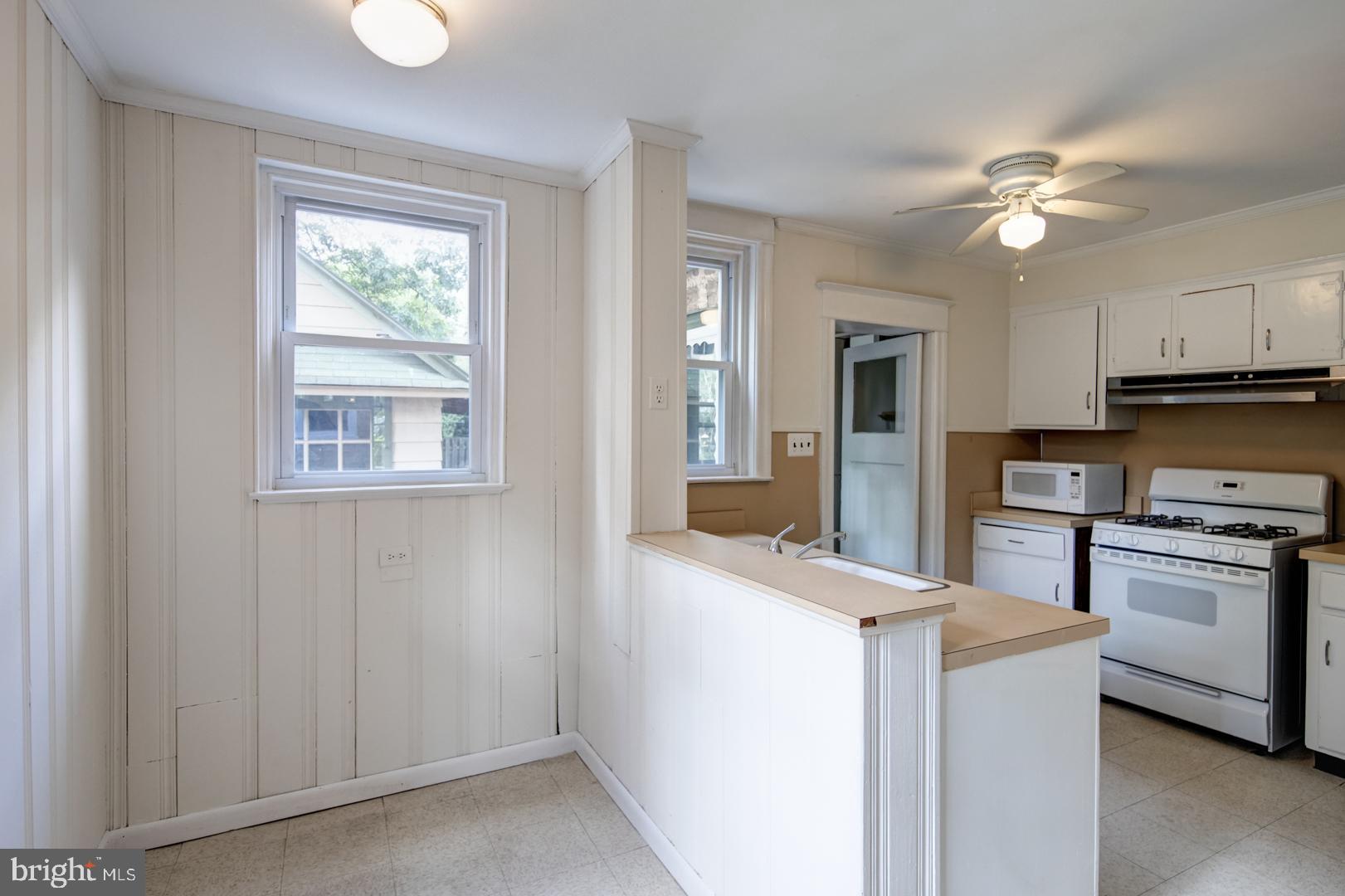 304 Boyer Road Cheltenham, PA 19012 - Photo 11 of 23
