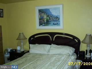 526 South 4th Street Colwyn, PA 19023 - Photo 5 of 6