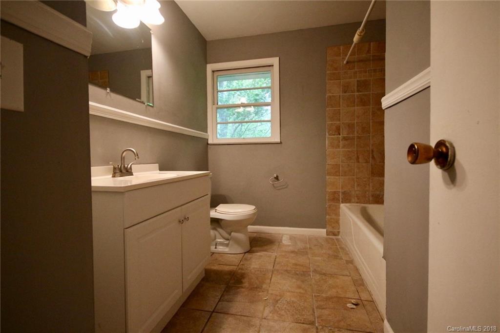 246 Lake Sega Road Brevard, NC 28712 - Photo 8 of 17 Gallery Image 8