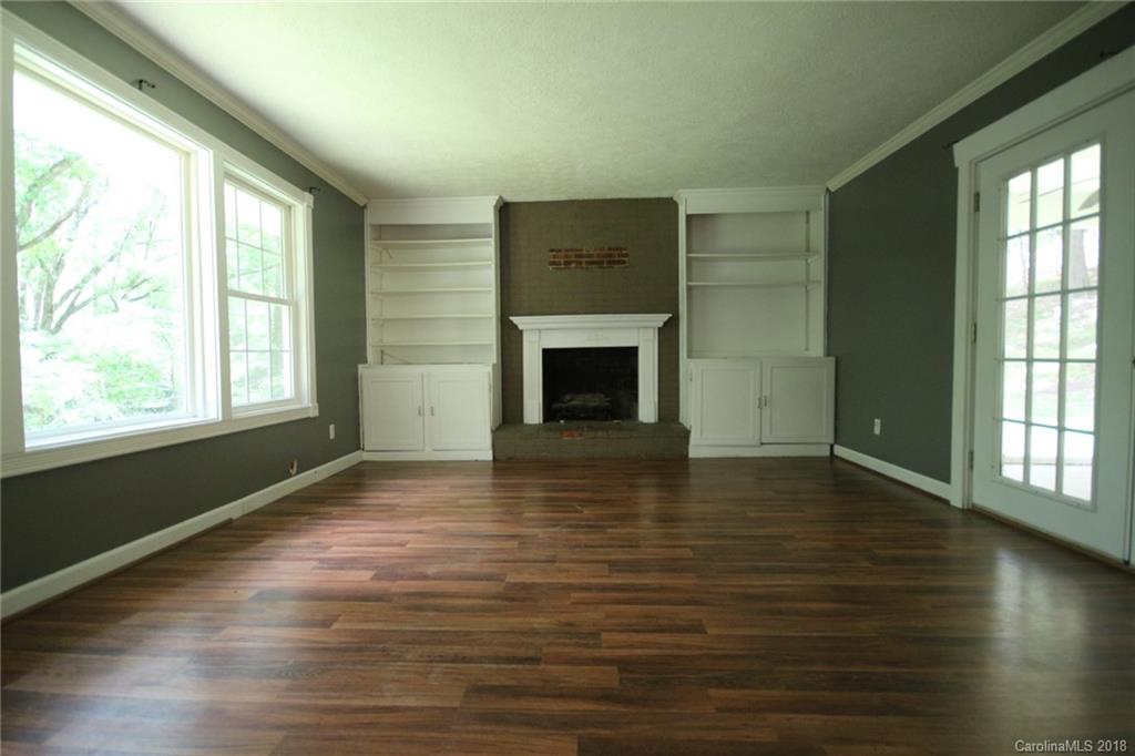 246 Lake Sega Road Brevard, NC 28712 - Photo 9 of 17 Gallery Image 9