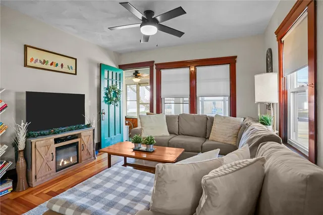 $349,900 | 444 Niantic Avenue, Providence, RI 02910