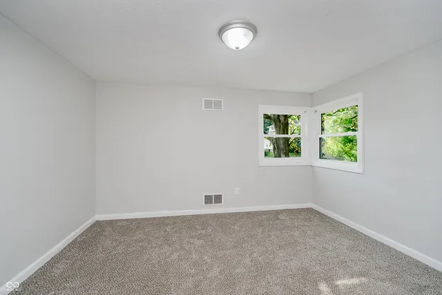 $2,300 | 324 North Tennessee Street, Danville, IN 46122