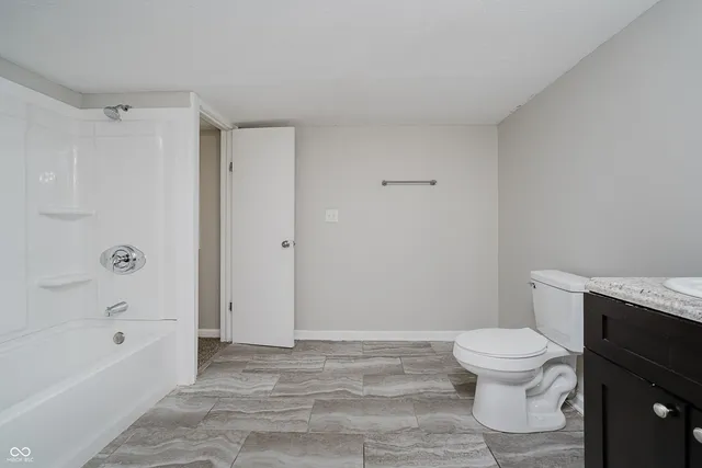 $2,300 | 324 North Tennessee Street, Danville, IN 46122