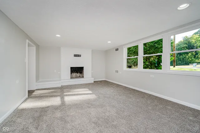 $2,300 | 324 North Tennessee Street, Danville, IN 46122