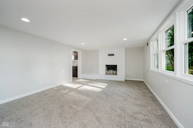 $2,300 | 324 North Tennessee Street, Danville, IN 46122