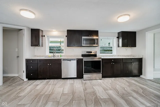 $2,300 | 324 North Tennessee Street, Danville, IN 46122