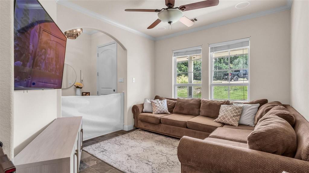 1011 Sister Grove Road Van Alstyne, TX 75495 - Photo 14 of 31 Gallery Image 14
