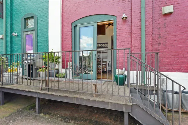 $589,000 | 141 Norfolk Avenue Southwest, Roanoke, VA 24011
