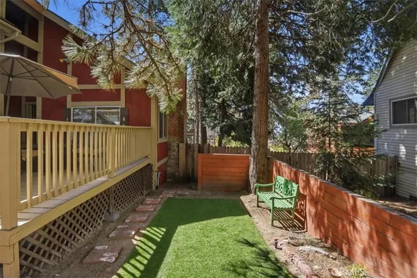 $449,900 | 31051 Wild Oak Drive, Running Springs, CA 92382