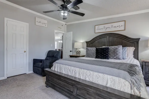 $315,000 | 1822 South 3rd Street, Tahoka, TX 79373