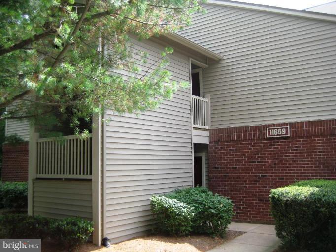 11659 Chesterfield Court, Unit 11659 Reston, VA 20190 - Photo 15 of 16 Exterior #2