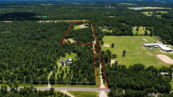 $1,200,000 | 856 State Highway 150 West, New Waverly, TX 77358