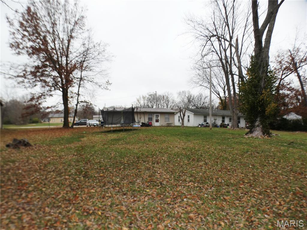 408 East Mound Street Sparta, IL 62286 - Photo 3 of 12