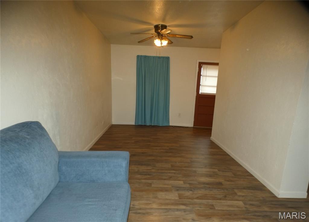 408 East Mound Street Sparta, IL 62286 - Photo 5 of 12