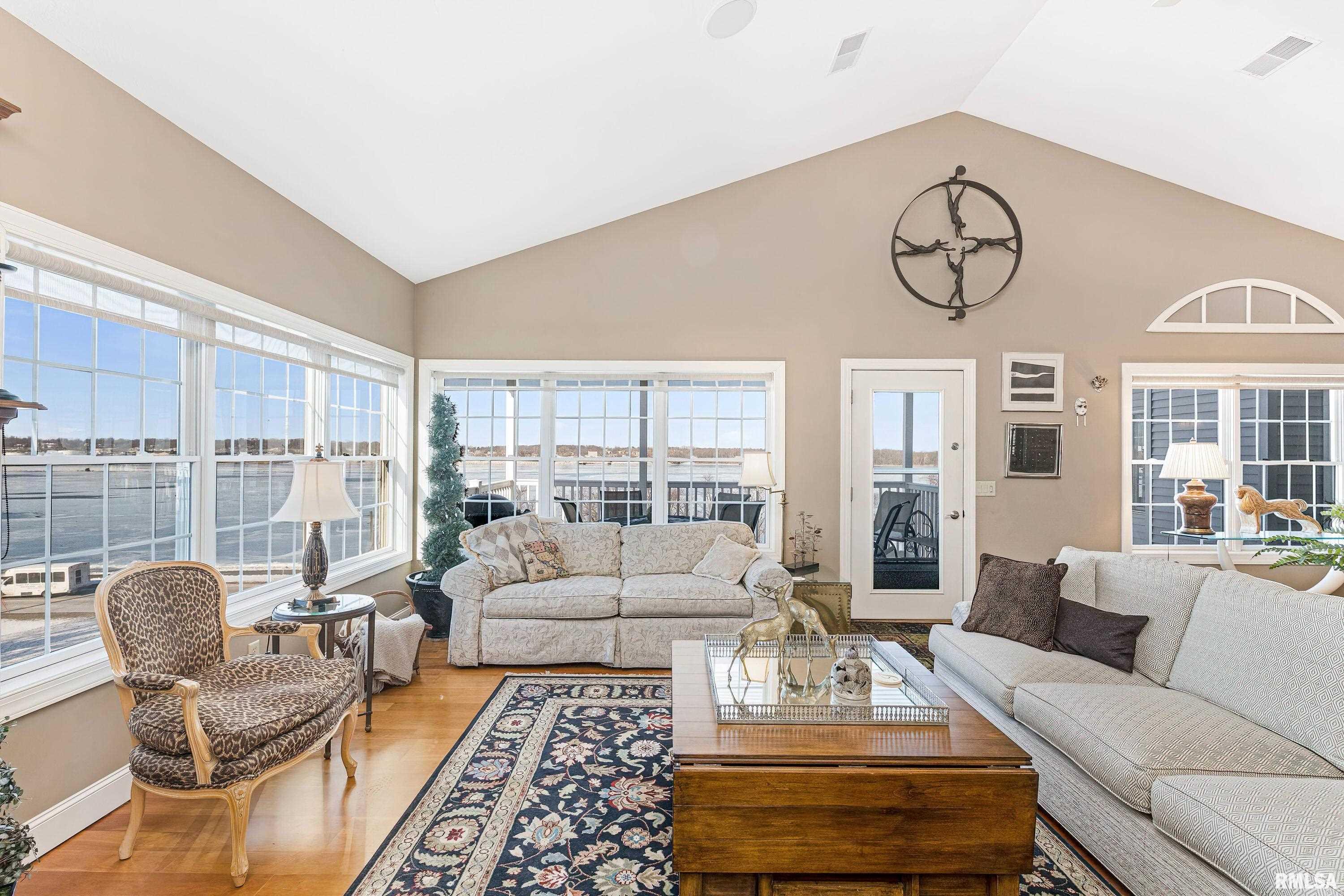 4412 River Drive, Unit 401 Moline, IL 61265 - Photo 15 of 39