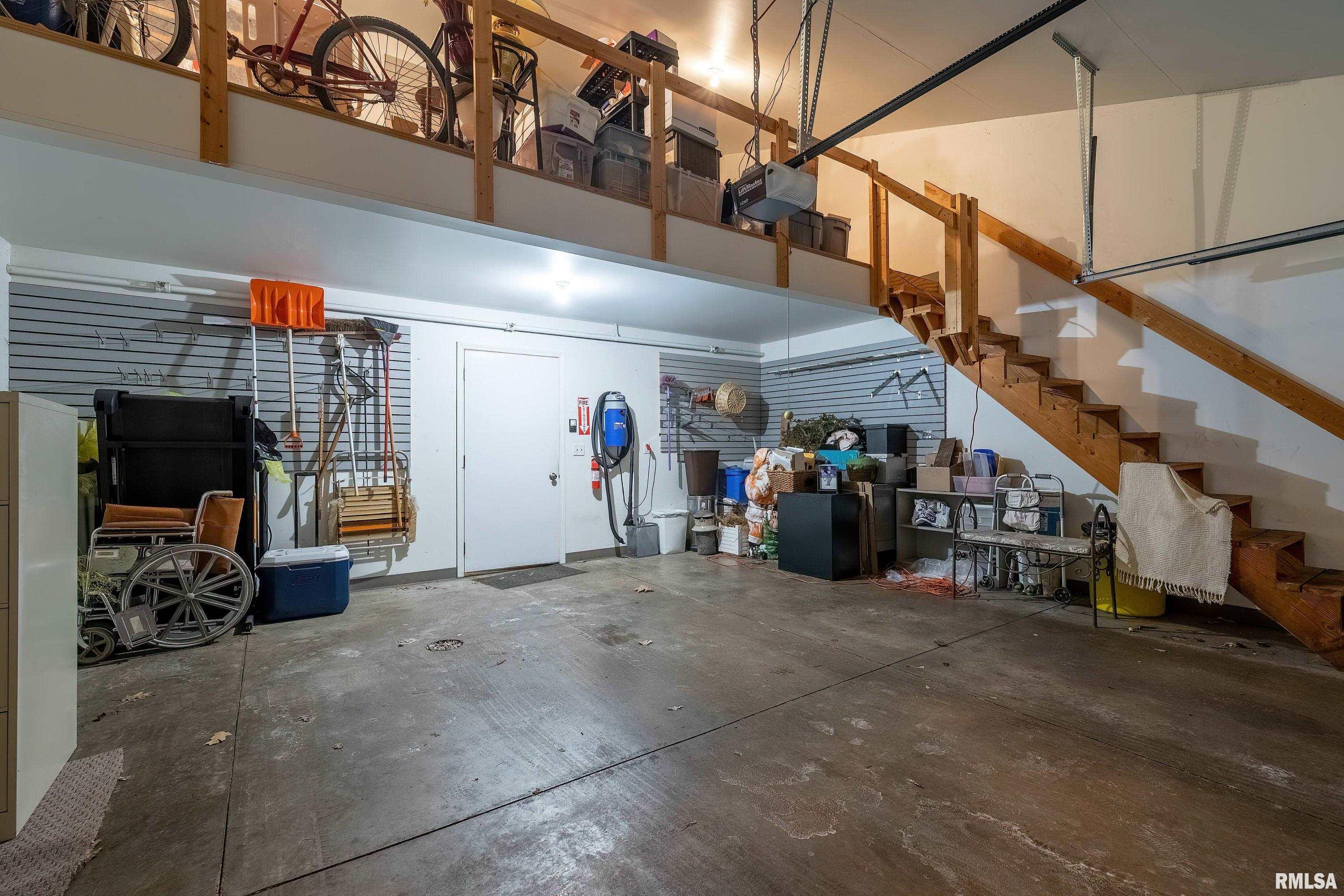 4412 River Drive, Unit 401 Moline, IL 61265 - Photo 30 of 39