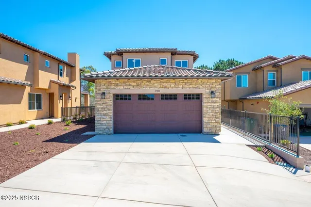 $789,999 | 210 Oak Hill Drive, Lompoc, CA 93436