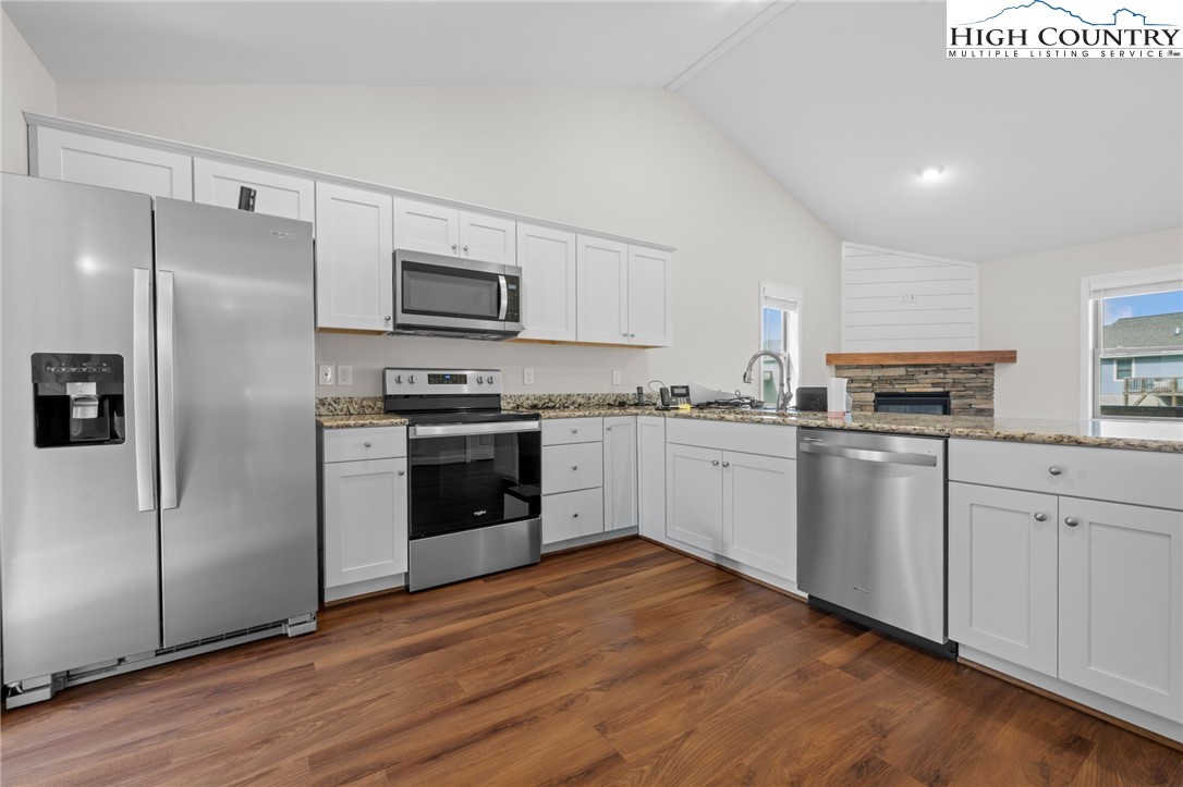 149 Sarah Court Lane, Unit 65 Boone, NC 28607 - Photo 6 of 34