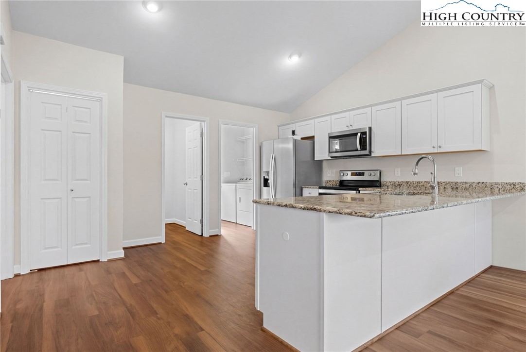 149 Sarah Court Lane, Unit 65 Boone, NC 28607 - Photo 7 of 34