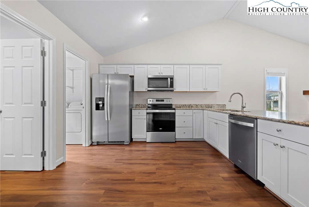 149 Sarah Court Lane, Unit 65 Boone, NC 28607 - Photo 8 of 34