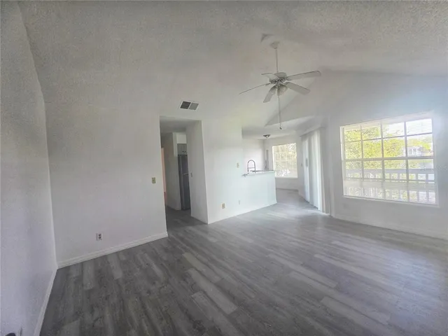 $1,400 | 1065 South Hiawassee Road, Unit 1434, Orlando, FL 32835