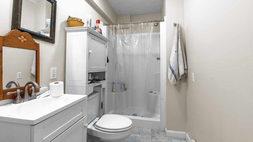 5 B Street Douglas, MA 01516 - Photo 32 of 42