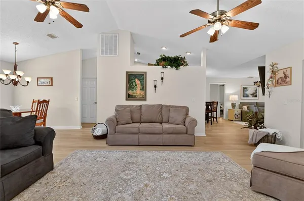 $395,000 | 9441 Pine Tree Drive, Lake Wales, FL 33898