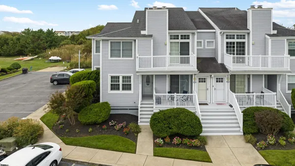 $559,999 | 400 East Marina Court, Unit 104A, Wildwood, NJ 08260