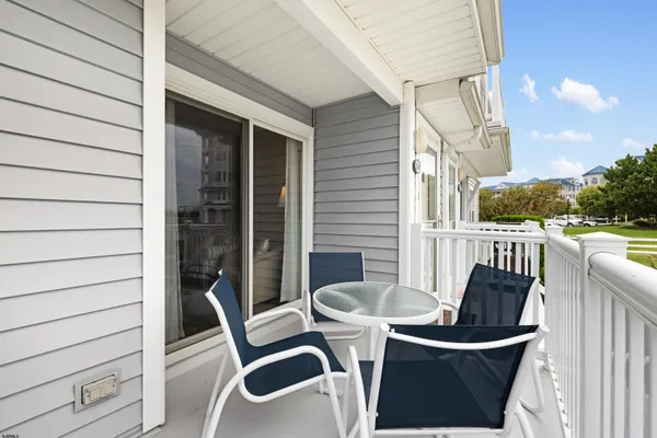 $559,999 | 400 East Marina Court, Unit 104A, Wildwood, NJ 08260