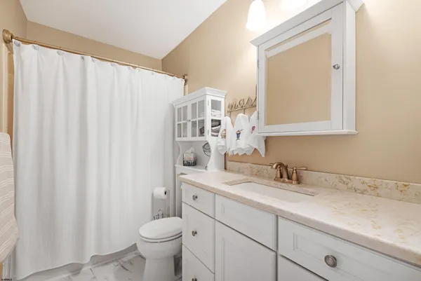 $559,999 | 400 East Marina Court, Unit 104A, Wildwood, NJ 08260