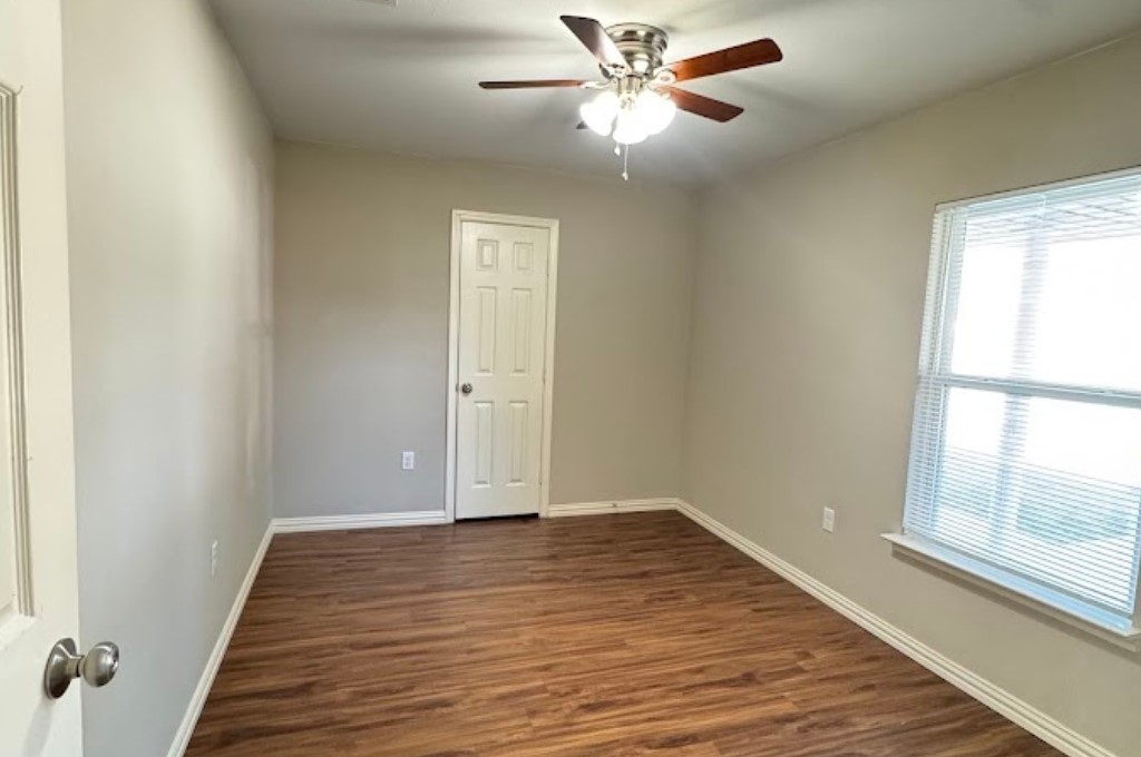 1205 15th Street Hempstead, TX 77445 - Photo 12 of 17