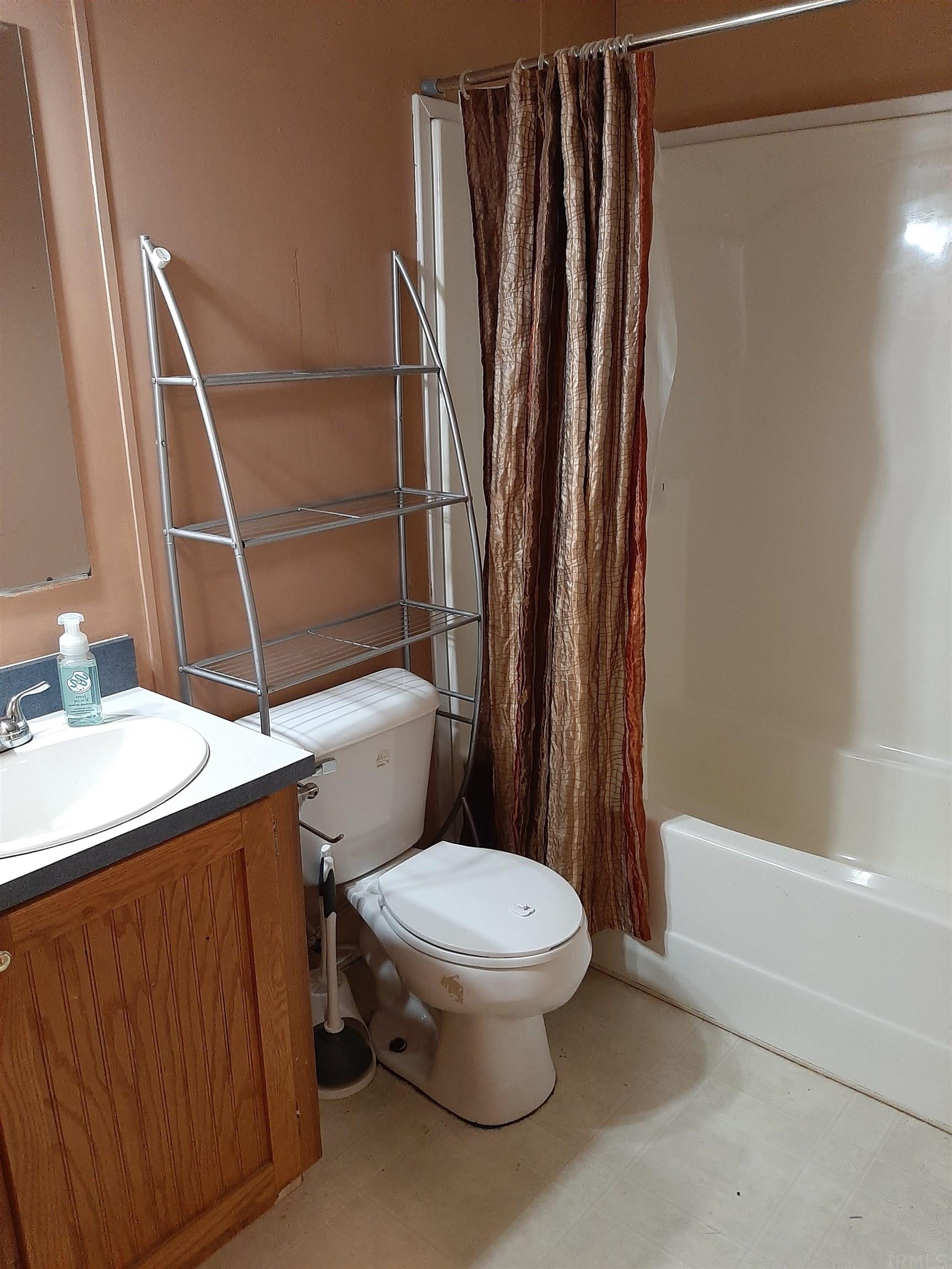 5776 5th Road Bremen, IN 46506 - Photo 10 of 27