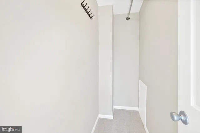 $2,800 | 53 Skyhill Road, Unit 204, Alexandria, VA 22314