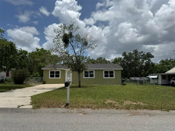$1,800 | 2549 Olive Avenue, Lake Wales, FL 33898