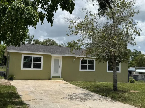 $1,800 | 2549 Olive Avenue, Lake Wales, FL 33898