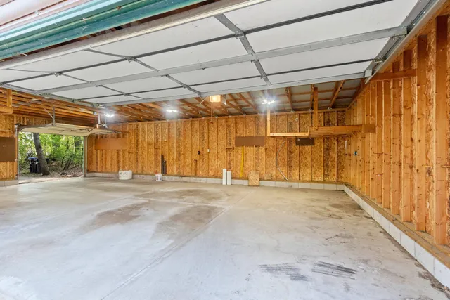 $395,000 | W5424 North Shore Drive, Shawano, WI 54166