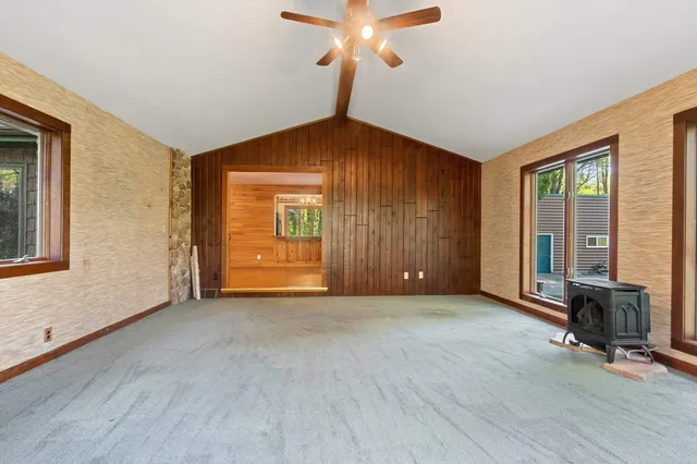 $395,000 | W5424 North Shore Drive, Shawano, WI 54166