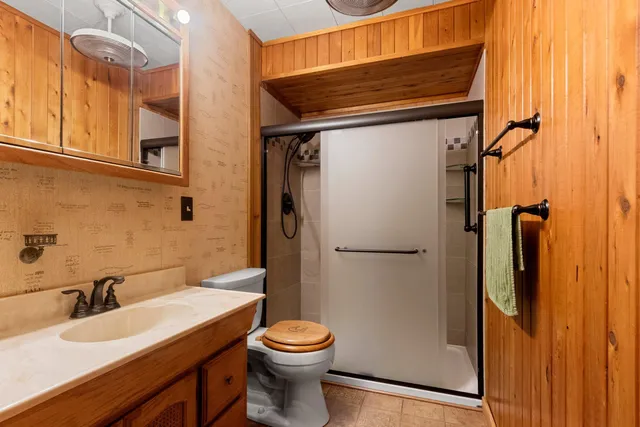 $395,000 | W5424 North Shore Drive, Shawano, WI 54166