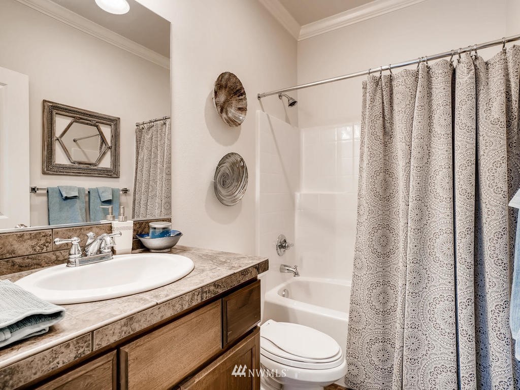 21521 37th Avenue Southeast Bothell, WA 98021 - Photo 14 of 25
