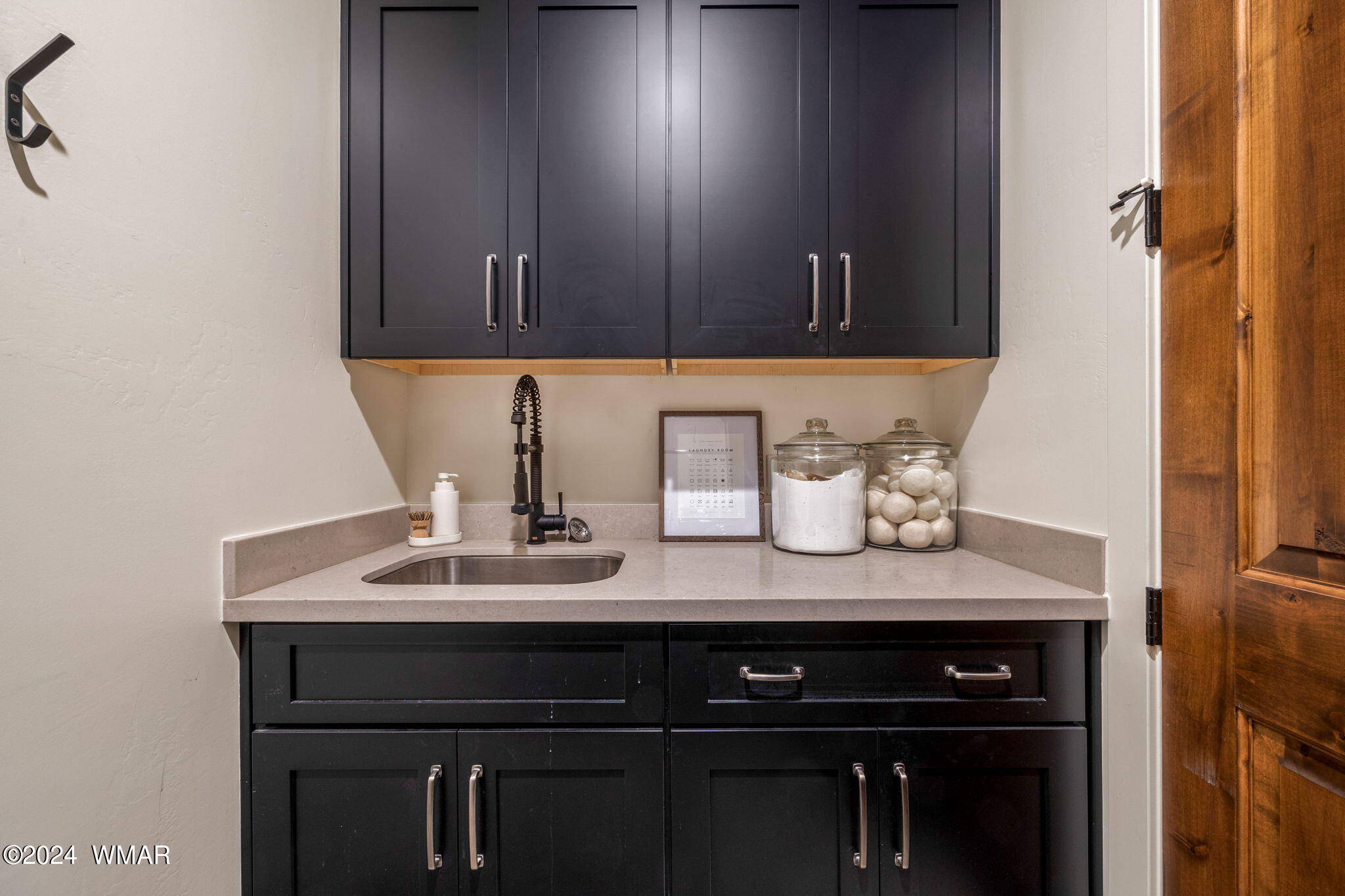 401 South Falling Leaf Road Show Low, AZ 85901 - Photo 34 of 56 Laundry Room with Sink & Storage