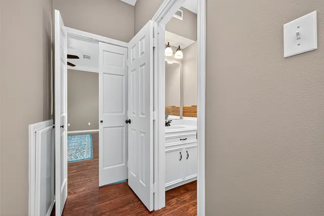 $450,000 | 1519 Lofty Maple Trail, Houston, TX 77345