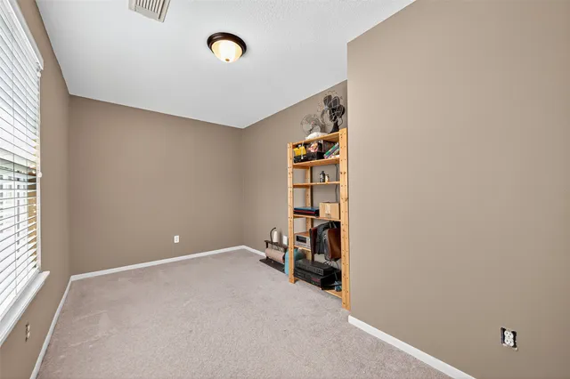 $450,000 | 1519 Lofty Maple Trail, Houston, TX 77345