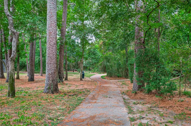 $450,000 | 1519 Lofty Maple Trail, Houston, TX 77345