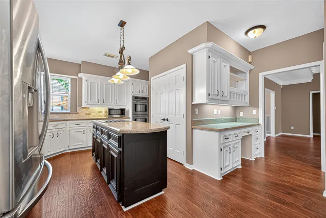 $450,000 | 1519 Lofty Maple Trail, Houston, TX 77345