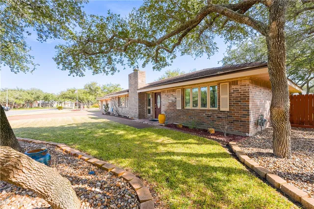 $498,000 | 440 Augusta Drive, Rockport, TX 78382