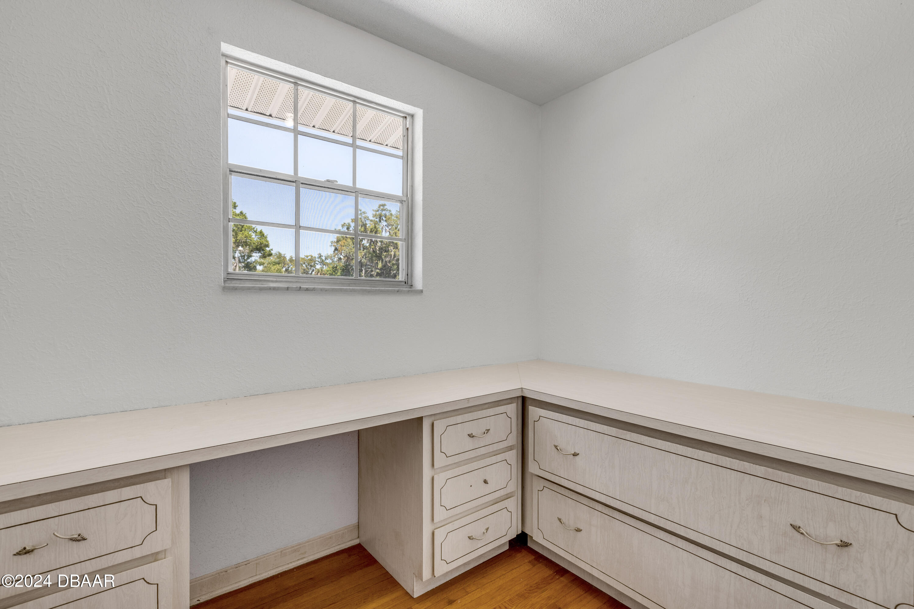 909 Pineapple Road South Daytona, FL 32119 - Photo 41 of 68 Upstairs Office Space